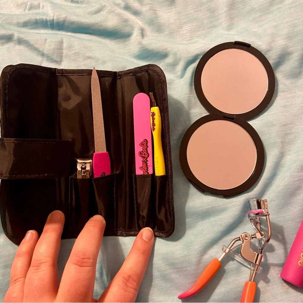 NWOT Barbie Beauty Tools - Picture 6 of 6
